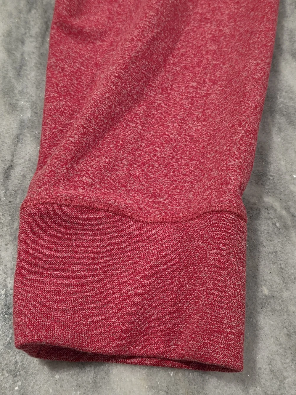 L) Men's Banana Republic Long Sleeve Henley Vibrant Speckled Red Tee Sweater
